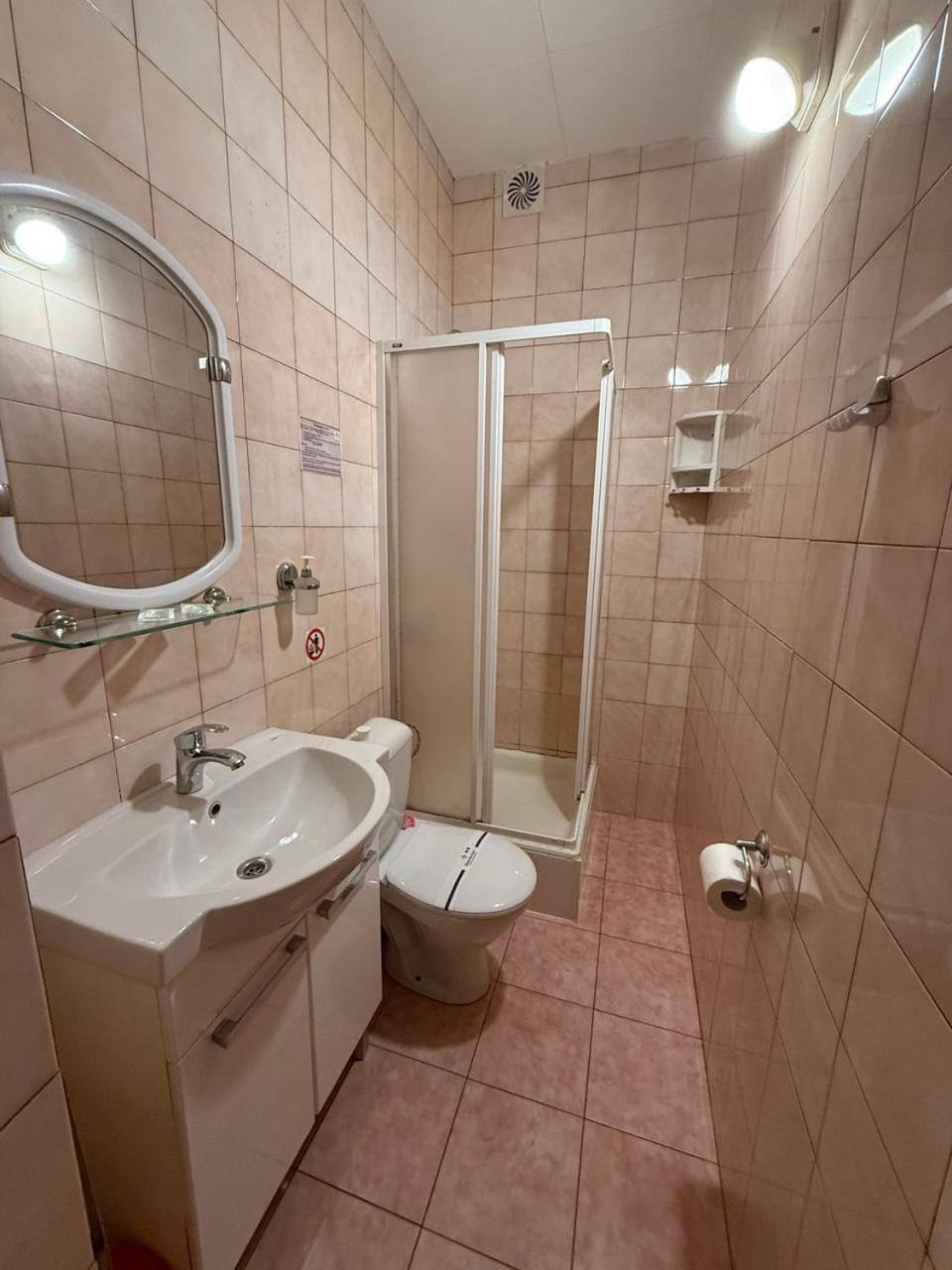 Dvoryanskiy Hotel Dnipro Camera foto